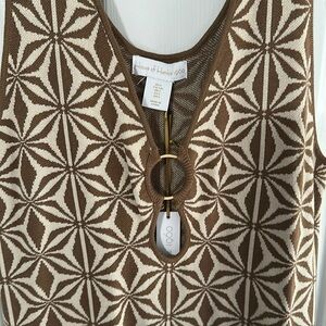 NWT House of Harlow Keyhole Geometric Print Dress